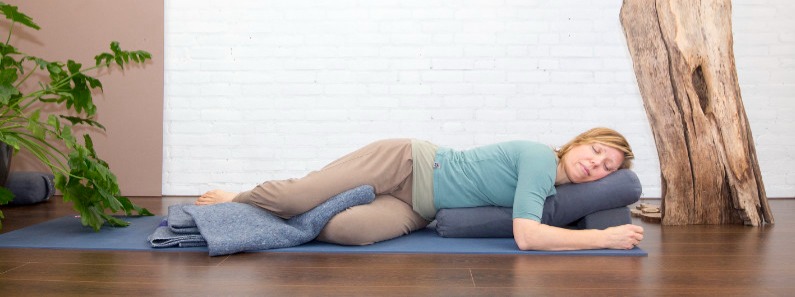 Restorative Yoga- Yoga inside